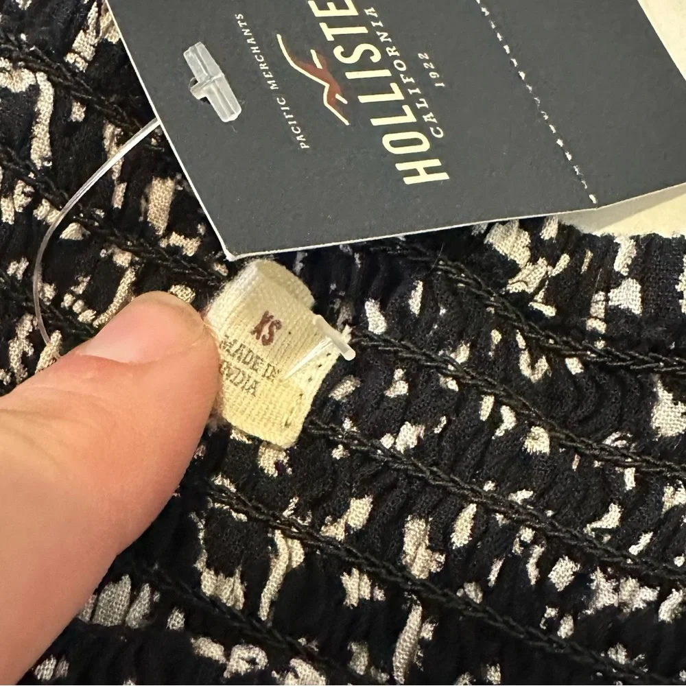 Hollister Leopard Print Mini Skirt XS - Picture 2 of 4